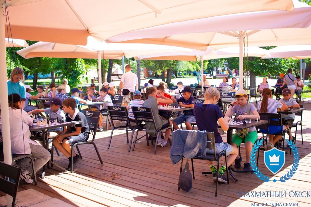 14 июня 2024 г. в парке культуры и отдыха им. 30 лет ВЛКСМ в 11 00 состоится детский турнир Летний шахматный Кубок.